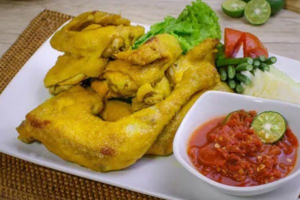 Ayam Goreng Sunda Basah dan Juicy: Resep Lezat untuk Makan Siang Keluarga