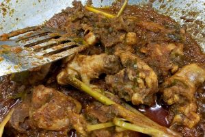 Langkah-langkah Membuat Rendang Ayam Rempah Pekat
