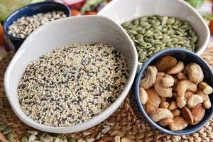 Kacang dan Biji-Bijian (Nuts & Seeds): Lemak Baik yang Kaya Manfaat