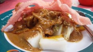 Kupat Tahu Kuah Cuka Khas Tasikmalaya