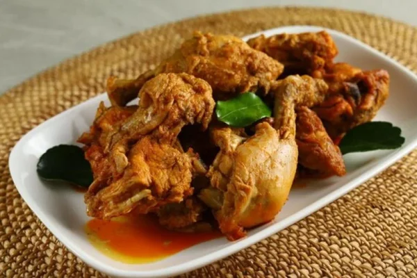 Resep Rendang Ayam Otentik dengan Bumbu Kental yang Meresap
