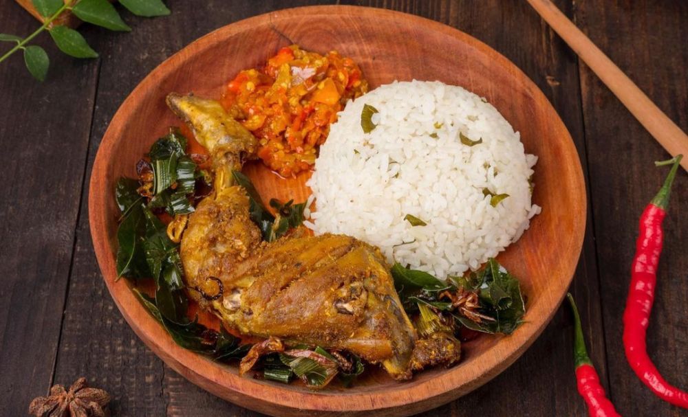 Menggugah Selera: 3 Resep Ayam Goreng Populer yang Bikin Nambah Nasi