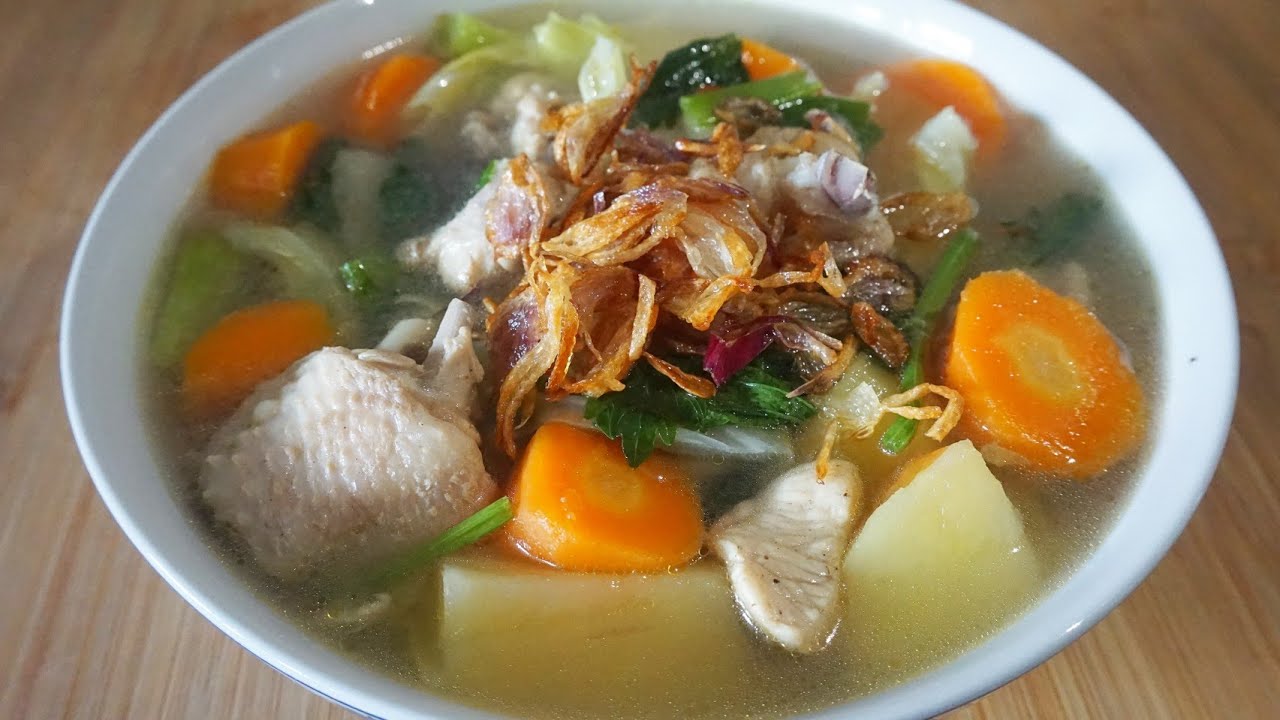 Resep Sup Sayap Ayam Berkaldu Gurih dengan Isian Sayuran yang Segar