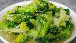 Tumis Brokoli Bawang Putih ala Chinese Food