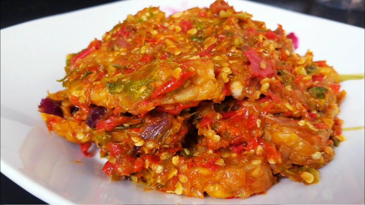 Lezatnya Tempe Penyet Sambal Pedas: Lauk Murah Meriah yang Bikin Ketagihan!