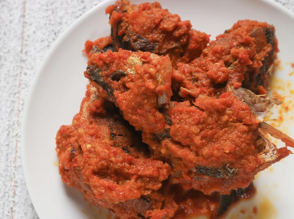 Resep Ikan Tongkol Bumbu Cabe yang Gurih dan Pedas, Sederhana tapi Lezat