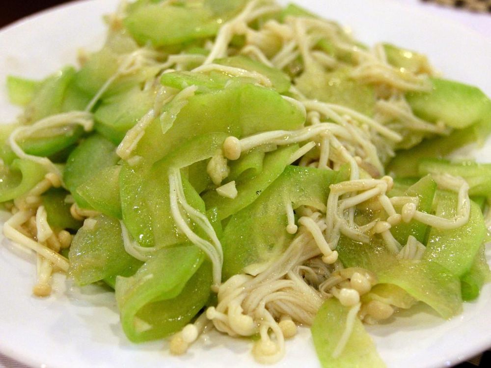 Resep Oseng Labu Siam dan Jamur Enoki yang Hemat dan Bergizi