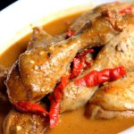 Tiga Resep Semur Ayam Manis Gurih: Lauk Bekal yang Menggugah Selera