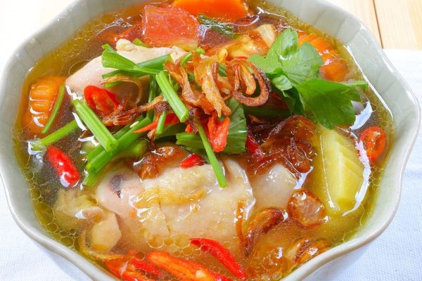 Resep Sup Ayam Sayuran Berkuah Kaldu Pedas yang Bikin Nagih