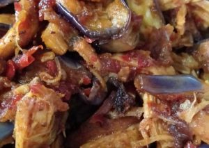 Tumis Terong Ayam Suwir Sambal Terasi