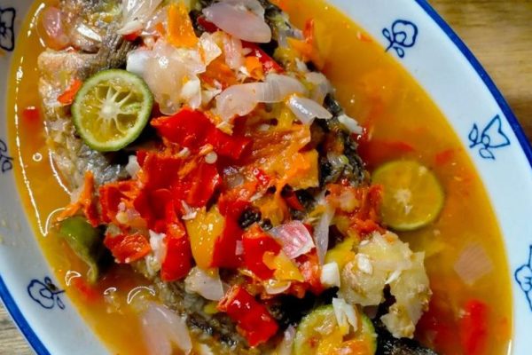 3 Resep Pecak Khas Betawi: Pedas Segar dengan Rempah Melimpah