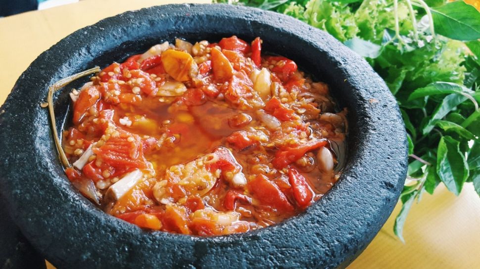 Sambal Bawang Premium Rumahan: Pedas Pas, Wangi, dan Awet