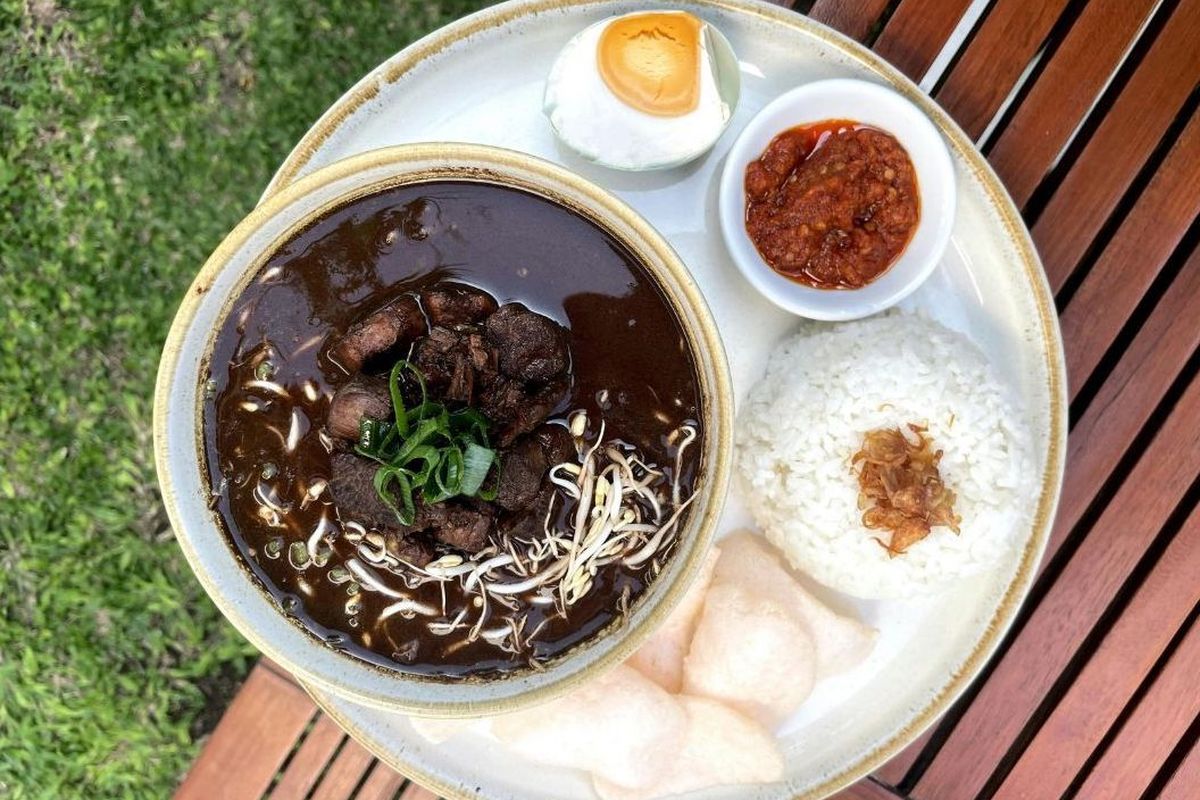 Resep Rawon Sapi Rumahan: Masak Praktis, Rasa Maksimal