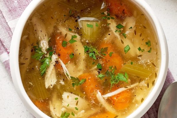 3 Resep Sop Ayam Bening Rumahan yang Lezat, Sehat, dan Mudah Dimasak