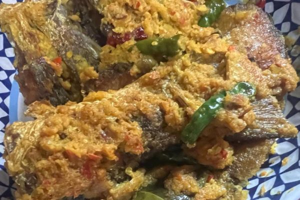 Resep Rumahan Ikan Goreng Acar Kuning: Gurih, Asam, dan Menggoda!
