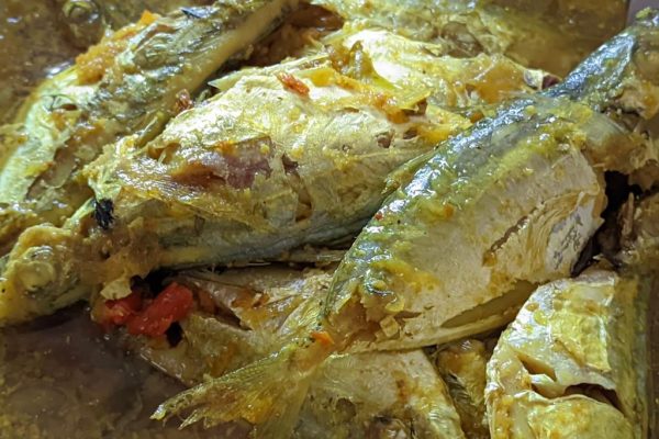 Ikan Selar Kuah Kuning: Pilihan Cerdas untuk Menu Harian Rendah Lemak